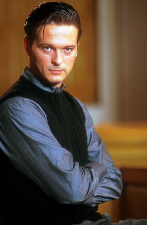 Episode Image Episode Image